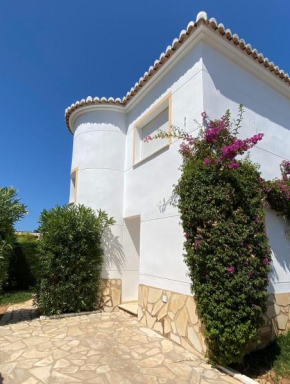 Magnífica Villa a 30m del mar en Carrer Velazquez